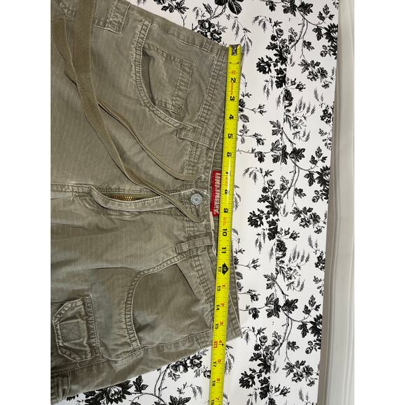 UnionBay VTG Y2K Distress Logo Cargo Shorts Womens Size 9 Gray Street Style Rave - Picture 10 of 12